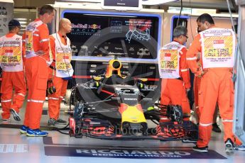 World © Octane Photographic Ltd. Red Bull Racing RB12. Thursday 15th September 2016, F1 Singapore GP Pitlane, Marina Bay Circuit, Singapore. Digital Ref : 1713LB1D8649