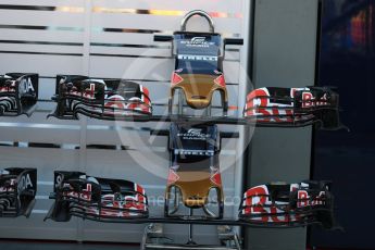 World © Octane Photographic Ltd. Scuderia Toro Rosso STR11. Thursday 15th September 2016, F1 Singapore GP Pitlane, Marina Bay Circuit, Singapore. Digital Ref : 1713LB1D8686
