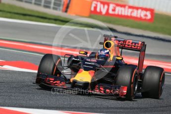 World © Octane Photographic Ltd. Red Bull Racing RB12 – Daniel Ricciardo. Friday 13th May 2016, F1 Spanish GP - Practice 1, Circuit de Barcelona Catalunya, Spain. Digital Ref : 1536LB1D4467