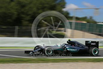 World © Octane Photographic Ltd. Mercedes AMG Petronas W07 Hybrid – Nico Rosberg. Friday 13th May 2016, F1 Spanish GP - Practice 1, Circuit de Barcelona Catalunya, Spain. Digital Ref : 1536LB5D3326