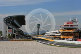 World © Octane Photographic Ltd. Pit Straight. Friday 13th May 2016, F1 Spanish GP - Practice 1, Circuit de Barcelona Catalunya, Spain. Digital Ref : 1536LB5D3330