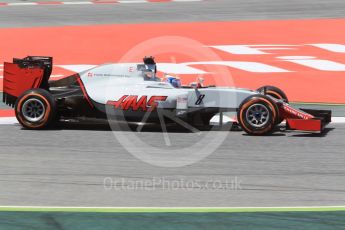 World © Octane Photographic Ltd. Haas F1 Team VF-16 – Romain Grosjean. Friday 13th May 2016, F1 Spanish GP - Practice 2, Circuit de Barcelona Catalunya, Spain. Digital Ref : 1539CB1D8044