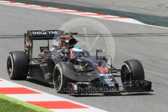 World © Octane Photographic Ltd. McLaren Honda MP4-31 – Fernando Alonso. Friday 13th May 2016, F1 Spanish GP Practice 2, Circuit de Barcelona Catalunya, Spain. Digital Ref : 1539CB1D8489