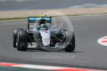 World © Octane Photographic Ltd. Mercedes AMG Petronas W07 Hybrid – Nico Rosberg. Friday 13th May 2016, F1 Spanish GP Practice 2, Circuit de Barcelona Catalunya, Spain. Digital Ref : 1539LB1D5202