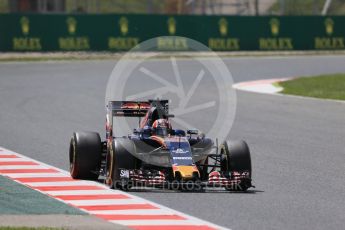 World © Octane Photographic Ltd. Scuderia Toro Rosso STR11 – Daniil Kvyat. Friday 13th May 2016, F1 Spanish GP Practice 2, Circuit de Barcelona Catalunya, Spain. Digital Ref : 1539LB1D5345