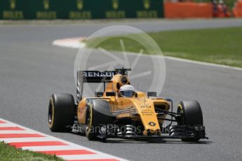 World © Octane Photographic Ltd. Renault Sport F1 Team RS16 - Kevin Magnussen. Friday 13th May 2016, F1 Spanish GP Practice 2, Circuit de Barcelona Catalunya, Spain. Digital Ref : 1539LB1D5362