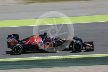 World © Octane Photographic Ltd. Scuderia Toro Rosso STR11 – Daniil Kvyat. Friday 13th May 2016, F1 Spanish GP Practice 2, Circuit de Barcelona Catalunya, Spain. Digital Ref : 1539LB5D3407