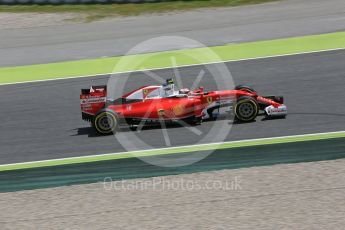 World © Octane Photographic Ltd. Scuderia Ferrari SF16-H – Kimi Raikkonen. Friday 13th May 2016, F1 Spanish GP Practice 2, Circuit de Barcelona Catalunya, Spain. Digital Ref : 1539LB5D3555