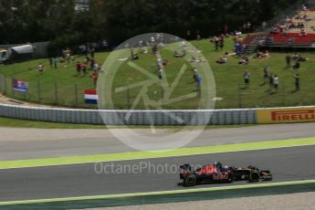 World © Octane Photographic Ltd. Scuderia Toro Rosso STR11 – Carlos Sainz. Friday 13th May 2016, F1 Spanish GP Practice 2, Circuit de Barcelona Catalunya, Spain. Digital Ref : 1539LB5D3602