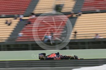 World © Octane Photographic Ltd. Scuderia Toro Rosso STR11 – Daniil Kvyat. Friday 13th May 2016, F1 Spanish GP Practice 2, Circuit de Barcelona Catalunya, Spain. Digital Ref : 1539LB5D3710