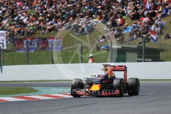 World © Octane Photographic Ltd. Red Bull Racing RB12 – Daniel Ricciardo. Saturday 14th May 2016, F1 Spanish GP Practice 3, Circuit de Barcelona Catalunya, Spain. Digital Ref : 1545CB1D9628