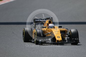 World © Octane Photographic Ltd. Renault Sport F1 Team RS16 - Kevin Magnussen. Saturday 14th May 2016, F1 Spanish GP - Qualifying, Circuit de Barcelona Catalunya, Spain. Digital Ref : 1546CB7D7605