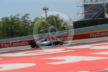 World © Octane Photographic Ltd. Mercedes AMG Petronas W07 Hybrid – Lewis Hamilton. Saturday 14th May 2016, F1 Spanish GP - Qualifying, Circuit de Barcelona Catalunya, Spain. Digital Ref : 1546LB1D6812