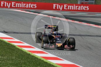 World © Octane Photographic Ltd. Scuderia Toro Rosso STR11 – Carlos Sainz. Saturday 14th May 2016, F1 Spanish GP - Qualifying, Circuit de Barcelona Catalunya, Spain. Digital Ref : 1546LB1D6914