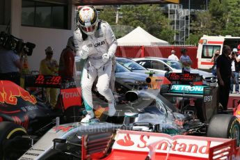 World © Octane Photographic Ltd. Mercedes AMG Petronas W07 Hybrid – Lewis Hamilton. Saturday 14th May 2016, F1 Spanish GP - Qualifying, Circuit de Barcelona Catalunya, Spain. Digital Ref : 1546LB1D7026