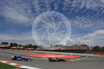 World © Octane Photographic Ltd. Scuderia Toro Rosso STR11 – Carlos Sainz. Saturday 14th May 2016, F1 Spanish GP - Qualifying, Circuit de Barcelona Catalunya, Spain. Digital Ref : 1546LB5D4171