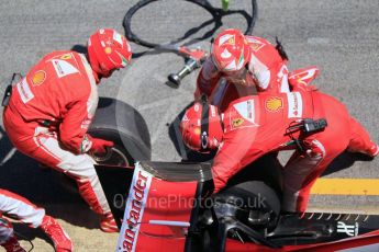 World © Octane Photographic Ltd. Scuderia Ferrari SF16-H – Sebastian Vettel pitstop. Sunday 15th May 2016, F1 Spanish GP Race, Circuit de Barcelona Catalunya, Spain. Digital Ref :