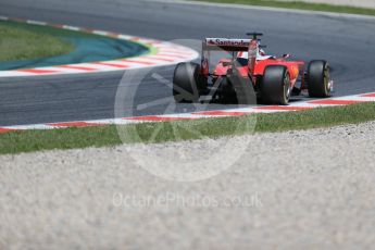 World © Octane Photographic Ltd. Scuderia Ferrari SF16-H – Sebastian Vettel. Sunday 15th May 2016, F1 Spanish GP Race, Circuit de Barcelona Catalunya, Spain. Digital Ref :