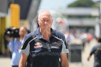 World © Octane Photographic Ltd. Scuderia Toro Rosso - John Booth. Thursday 12th May 2016, F1 Spanish GP Set up, Circuit de Barcelona Catalunya, Spain. Digital Ref : 1532CB1D2278