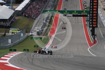 World © Octane Photographic Ltd. Mercedes AMG Petronas W07 Hybrid – Lewis Hamilton leads the start of lap 2. Sunday 23rd October 2016, F1 USA Grand Prix Race, Austin, Texas – Circuit of the Americas (COTA). Digital Ref :1749LB1D3636