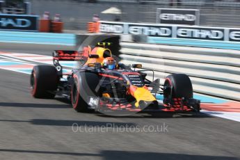 World © Octane Photographic Ltd. Formula 1 - Abu Dhabi Grand Prix - Friday Practice 1. Max Verstappen - Red Bull Racing RB13. Yas Marina Circuit, Abu Dhabi. Friday 24th November 2017. Digital Ref: