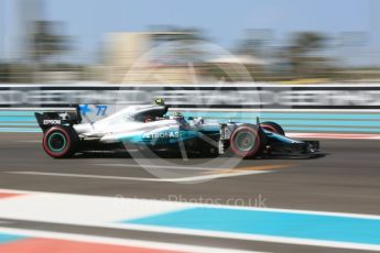 World © Octane Photographic Ltd. Formula 1 - Abu Dhabi Grand Prix - Friday Practice 1. Valtteri Bottas - Mercedes AMG Petronas F1 W08 EQ Energy+. Yas Marina Circuit, Abu Dhabi. Friday 24th November 2017. Digital Ref: