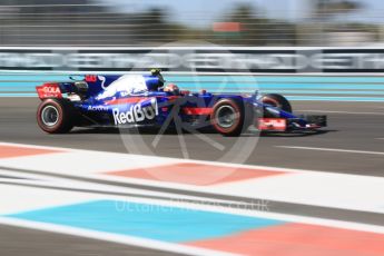 World © Octane Photographic Ltd. Formula 1 - Abu Dhabi Grand Prix - Friday Practice 1. Pierre Gasly - Scuderia Toro Rosso STR12. Yas Marina Circuit, Abu Dhabi. Friday 24th November 2017. Digital Ref: