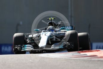 World © Octane Photographic Ltd. Formula 1 - Abu Dhabi Grand Prix - Friday Practice 1. Valtteri Bottas - Mercedes AMG Petronas F1 W08 EQ Energy+. Yas Marina Circuit, Abu Dhabi. Friday 24th November 2017. Digital Ref: