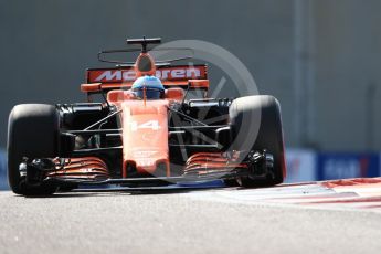 World © Octane Photographic Ltd. Formula 1 - Abu Dhabi Grand Prix - Friday Practice 1. Fernando Alonso - McLaren Honda MCL32. Yas Marina Circuit, Abu Dhabi. Friday 24th November 2017. Digital Ref: