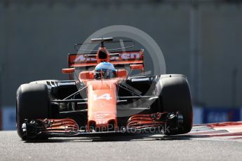 World © Octane Photographic Ltd. Formula 1 - Abu Dhabi Grand Prix - Friday Practice 1. Fernando Alonso - McLaren Honda MCL32. Yas Marina Circuit, Abu Dhabi. Friday 24th November 2017. Digital Ref: