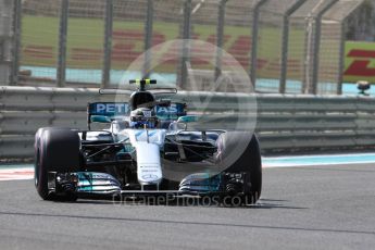 World © Octane Photographic Ltd. Formula 1 - Abu Dhabi Grand Prix - Friday Practice 1. Valtteri Bottas - Mercedes AMG Petronas F1 W08 EQ Energy+. Yas Marina Circuit, Abu Dhabi. Friday 24th November 2017. Digital Ref: