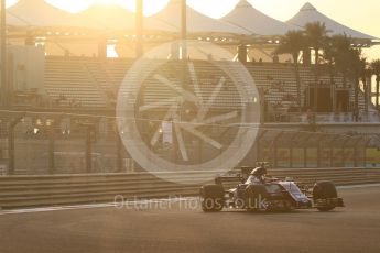 World © Octane Photographic Ltd. Formula 1 - Abu Dhabi Grand Prix - Friday - Practice 2. Pascal Wehrlein – Sauber F1 Team C36. Yas Marina Circuit, Abu Dhabi. Friday 24th November 2017. Digital Ref: 2003CB1L6104