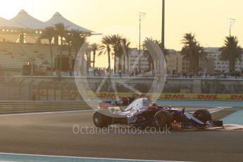 World © Octane Photographic Ltd. Formula 1 - Abu Dhabi Grand Prix - Friday - Practice 2. Brendon Hartley - Scuderia Toro Rosso STR12. Yas Marina Circuit, Abu Dhabi. Friday 24th November 2017. Digital Ref: 2003CB1L6187