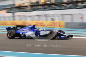 World © Octane Photographic Ltd. Formula 1 - Abu Dhabi Grand Prix - Friday - Practice 2. Pascal Wehrlein – Sauber F1 Team C36. Yas Marina Circuit, Abu Dhabi. Friday 24th November 2017. Digital Ref: 2003CB1L6658