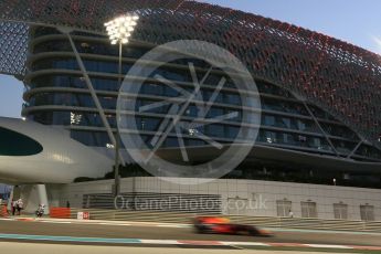 World © Octane Photographic Ltd. Formula 1 - Abu Dhabi Grand Prix - Friday - Practice 2. Max Verstappen - Red Bull Racing RB13. Yas Marina Circuit, Abu Dhabi. Friday 24th November 2017. Digital Ref: 2003CB5D0169