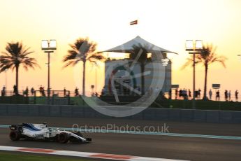 World © Octane Photographic Ltd. Formula 1 - Abu Dhabi Grand Prix - Friday - Practice 2. Felipe Massa - Williams Martini Racing FW40. Yas Marina Circuit, Abu Dhabi. Friday 24th November 2017. Digital Ref: 2003LB2D8599