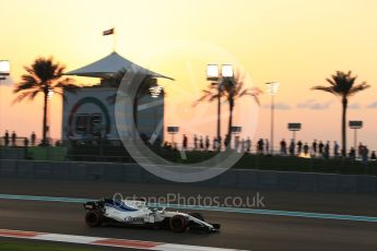 World © Octane Photographic Ltd. Formula 1 - Abu Dhabi Grand Prix - Friday - Practice 2. Felipe Massa - Williams Martini Racing FW40. Yas Marina Circuit, Abu Dhabi. Friday 24th November 2017. Digital Ref: 2003LB2D8726