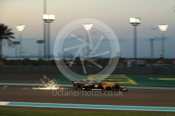 World © Octane Photographic Ltd. Formula 1 - Abu Dhabi Grand Prix - Friday - Practice 2. Carlos Sainz - Renault Sport F1 Team R.S.17. Yas Marina Circuit, Abu Dhabi. Friday 24th November 2017. Digital Ref: 2003LB2D9189