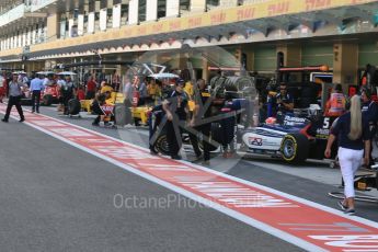 World © Octane Photographic Ltd. FIA Formula 2 (F2) - Practice. Pit lane preparation. Abu Dhabi Grand Prix, Yas Marina Circuit. 24th November 2017. Digital Ref:2000CB5D9745