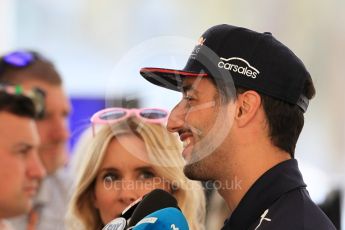 World © Octane Photographic Ltd. Formula 1 - Abu Dhabi Grand Prix - Thursday Setup. Daniel Ricciardo - Red Bull Racing RB13. Yas Marina Circuit, Abu Dhabi. Thursday 23rd November 2017. Digital Ref: 1996CB1L5408