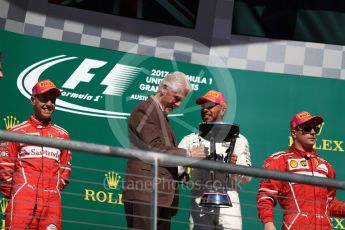 World © Octane Photographic Ltd. Formula 1 - American Grand Prix - Sunday - Race Podium. Lewis Hamilton - Mercedes AMG Petronas F1 W08 EQ Energy+ and Bill Clinton. Circuit of the Americas, Austin, Texas, USA. Sunday 22nd October 2017. Digital Ref: 1995LB1D0781