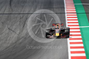 World © Octane Photographic Ltd. Formula 1 - Austria Grand Prix - Friday - Practice 2. Daniel Ricciardo - Red Bull Racing RB13. Red Bull Ring, Spielberg, Austria. Friday 7th July 2017. Digital Ref:1864LB1D0995