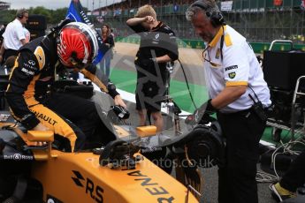 World © Octane Photographic Ltd. Formula 1 - British Grand Prix - Sunday - Grid. Nico Hulkenberg - Renault Sport F1 Team R.S.17. Silverstone, UK. Sunday 16th July 2017. Digital Ref: 1891LB2D9939