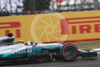 World © Octane Photographic Ltd. Formula 1 - British Grand Prix - Saturday - Qualifying. Lewis Hamilton - Mercedes AMG Petronas F1 W08 EQ Energy+. Silverstone, UK. Saturday 15th July 2017. Digital Ref: 1886LB1D1439