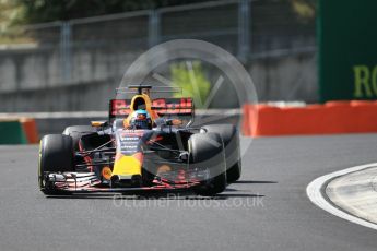 World © Octane Photographic Ltd. Formula 1 - Hungarian Grand Prix Practice 1. Daniel Ricciardo - Red Bull Racing RB13. Hungaroring, Budapest, Hungary. Friday 28th July 2017. Digital Ref:1899CB1L9040