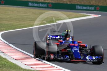 World © Octane Photographic Ltd. Formula 1 - Budapest Grand Prix - Saturday - Qualifying. Carlos Sainz - Scuderia Toro Rosso STR12. Hungaroring, Budapest, Hungary. Saturday 29th July 2017. Digital Ref: 1908LB1D9887