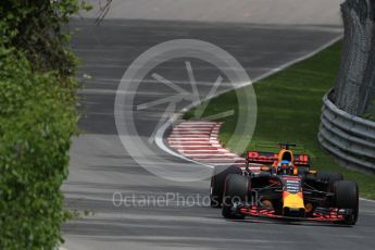 World © Octane Photographic Ltd. Formula 1 - Canadian Grand Prix - Friday Practice 2. Daniel Ricciardo - Red Bull Racing RB13. Circuit Gilles Villeneuve, Montreal, Canada. Friday 9th June 2017. Digital Ref: 1851LB1D3770