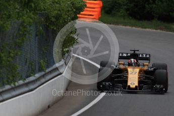 World © Octane Photographic Ltd. Formula 1 - Canadian Grand Prix - Friday Practice 2. Nico Hulkenberg - Renault Sport F1 Team R.S.17. Circuit Gilles Villeneuve, Montreal, Canada. Friday 9th June 2017. Digital Ref: 1851LB1D3979