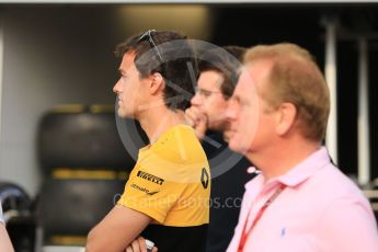 World © Octane Photographic Ltd. Formula 1 - Monaco Formula Renault Eurocup Qualifying. Will Palmer's father Jonathan Palmer with son Jolyon Palmer - Renault Sport F1 Team. Monaco, Monte Carlo. Friday 26th May 2017. Digital Ref: