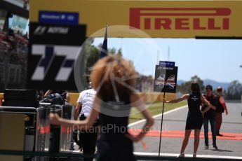 World © Octane Photographic Ltd. Formula 1 - Spanish Grand Prix Grid. Lewis Hamilton - Mercedes AMG Petronas F1 W08 EQ Energy+. Circuit de Barcelona - Catalunya, Spain. Sunday 14th May 2017. Digital Ref:1824LB1D3694